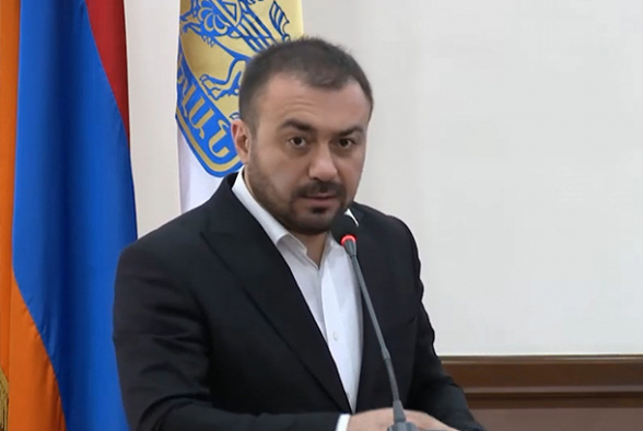 Երևանցուն դարձրել եք տուգանքի մատերիալ․ Մանուկ Սուքիասյանը՝ ՔՊ-ին և նրա կցորդներին (տեսանյութ)