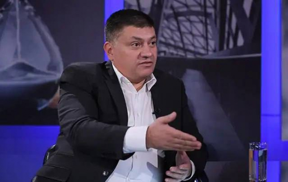 Դատարանը քննում է Խաչիկ Գալստյանին կալանավորելու միջնորդությունը (տեսանյութ)