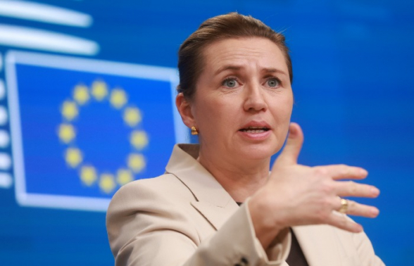 Премьер Дании призвала Трампа прекратить угрожать Гренландии