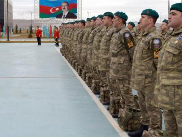 В Азербайджане сократили срок службы офицерского состава