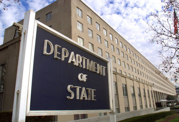 США призвали своих граждан срочно покинуть Иран через Армению или Турцию