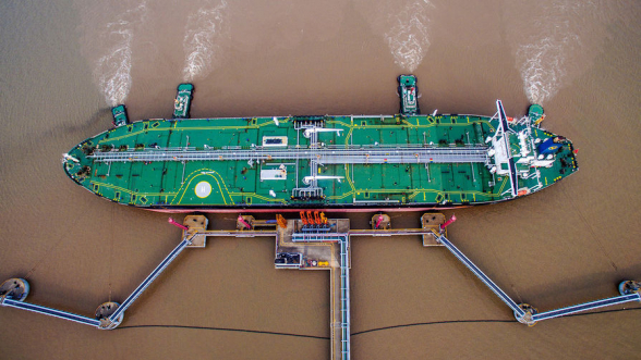 Индия задержала 3 нефтяных танкера