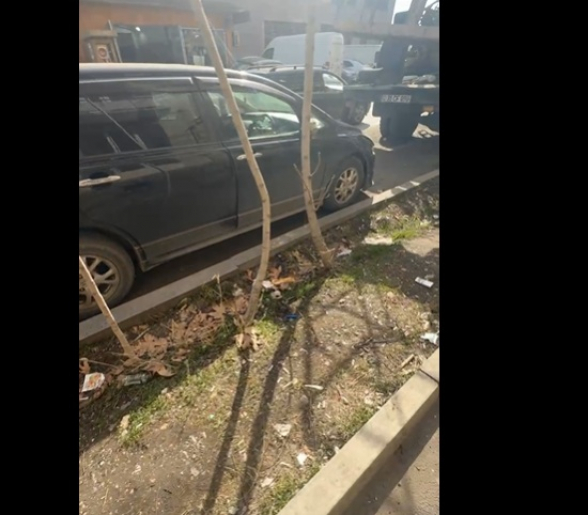 Քաղաքը շաղախված է աղբի, շաղ տված ավազի ու փոշու մեջ (տեսանյութ)