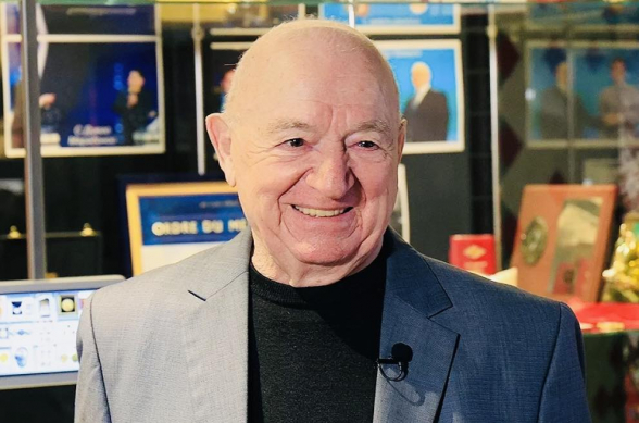 «Հրազդան» ստադիոնի հարակից փողոցը կկոչվի Նիկիտա Սիմոնյանի անունով․ «Մայր Հայաստան»-ի նախագիծն ընդունվեց (տեսանյութ)