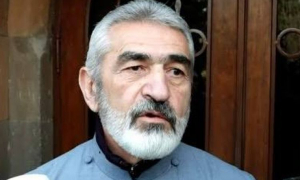 3 ՀԷԿ ունեցողը հեռացավ պաշտոնից. Կաթողիկոսի դեմ արշավից -1. «Ժողովուրդ»