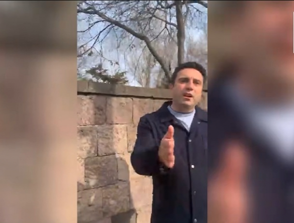 Ալեն Սիմոնյանը հայհոյեց քաղաքացուն, ապա հրահանգեց բերման ենթարկել (տեսանյութ)