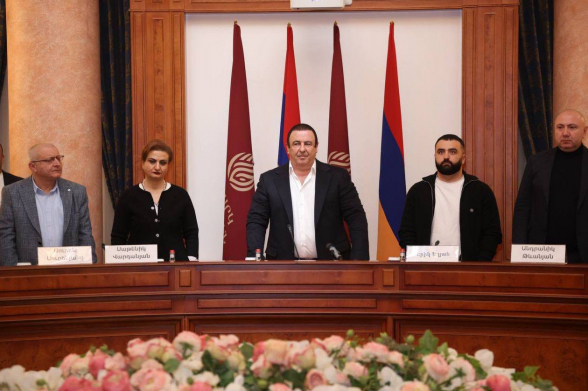 Ամիսների աշխատանքից հետո կայացավ «Առաջարկ Հայաստանին» համակարգող խորհրդի առաջին նիստը (տեսանյութ)