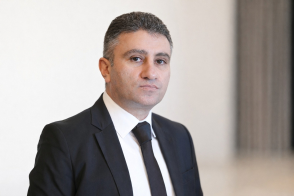 Սկանդալները, սադրանքը Նիկոլ Փաշինյանի կենսագրության ամենայուղոտ կտորներն են. Դերենիկ Մալխասյան (տեսանյութ)