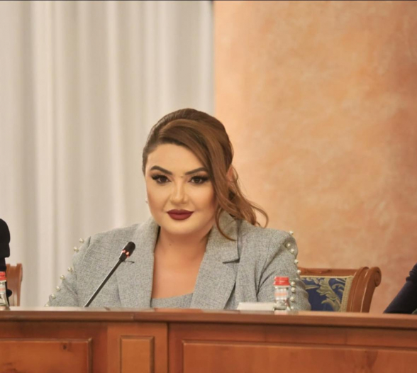 Ի՞նչ կապ ունես դու ընդհանրապես սպորտի հետ․ Իվետա Տոնոյանն Արայիկ Հարությունյանին