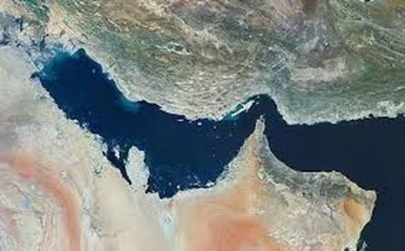 Иран получил первую оплату за проход по Ормузскому проливу