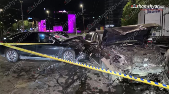 Երևանում բախվել են «Hongqi»-ն և «Mercedes Maybach»-ը․ վերջինս բախվել է կայանված «Toyota»-ին․ կան տուժածներ