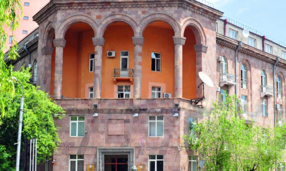 Բրյուսովի անվան լեզվաբանական համալսարանում լարվածությունը չի մարում․ դասախոսները՝ թիրախում. «Ժողովուրդ»